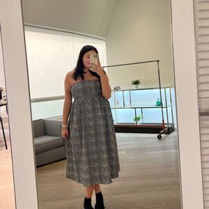 Elegant Sleeveless Black & White Tweed Textured Dress